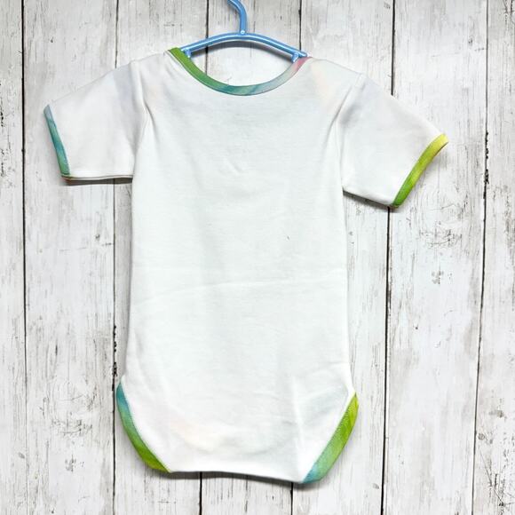 Hill House Bodysuit Baby 6-9M White Short Sleeve You're A Dream Rainbow NWOT - Picture 4 of 4